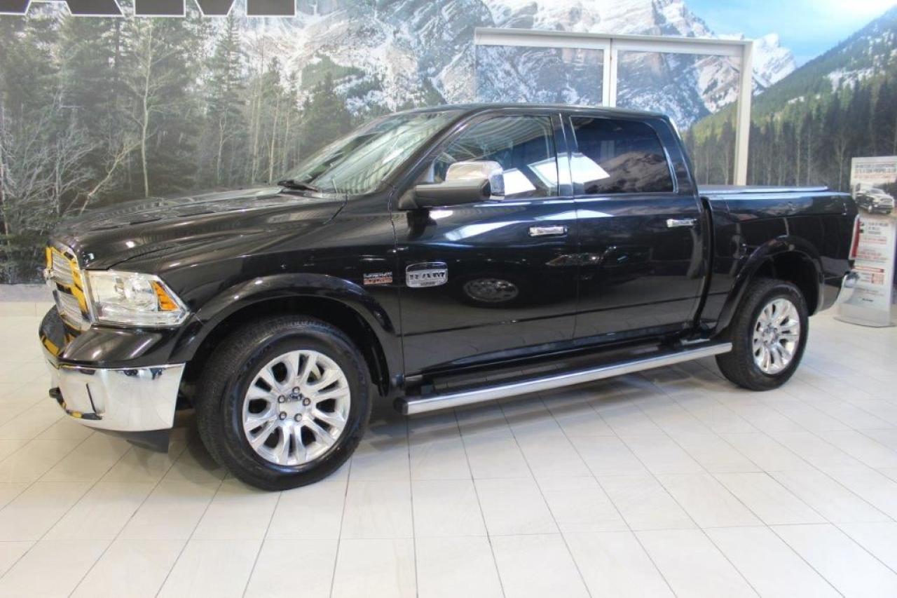 Used 2015 Dodge Ram 1500 Longhorn Crew 4x4 for sale in Laval, QC
