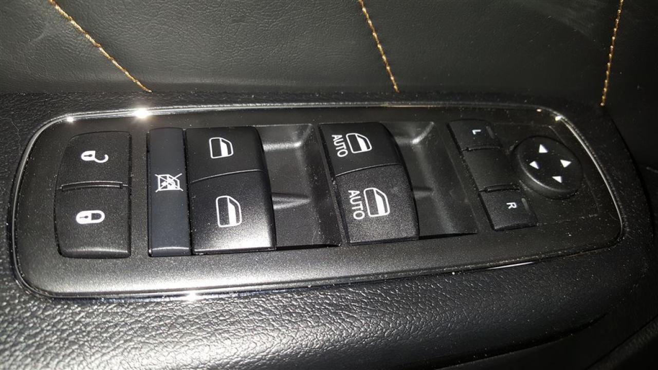 663239