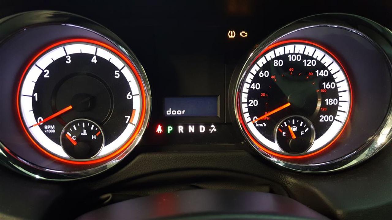 663261