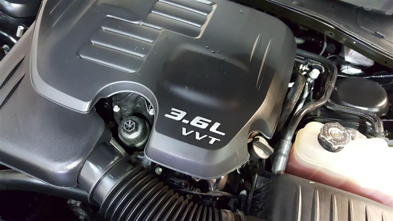 663280