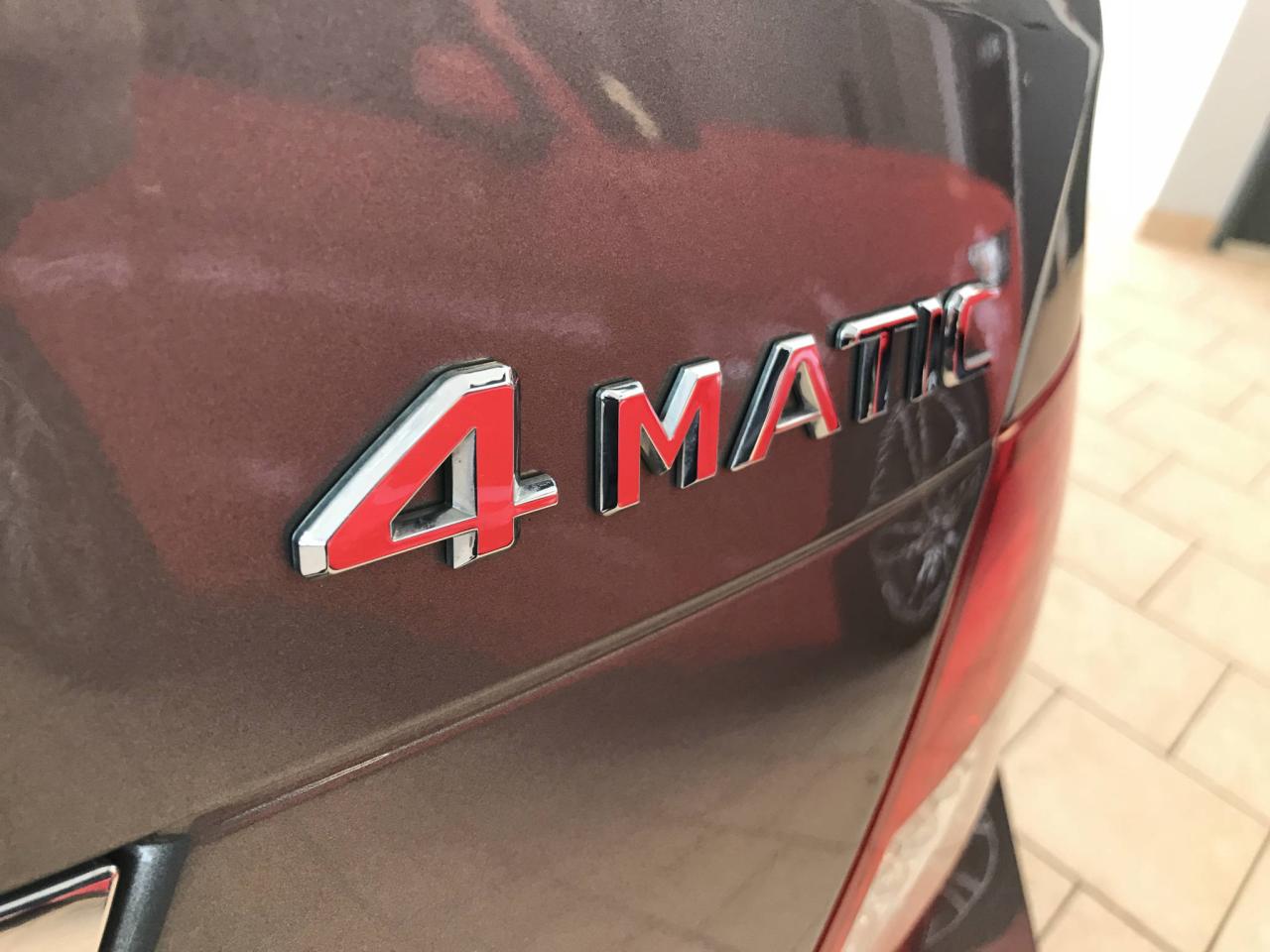 663281