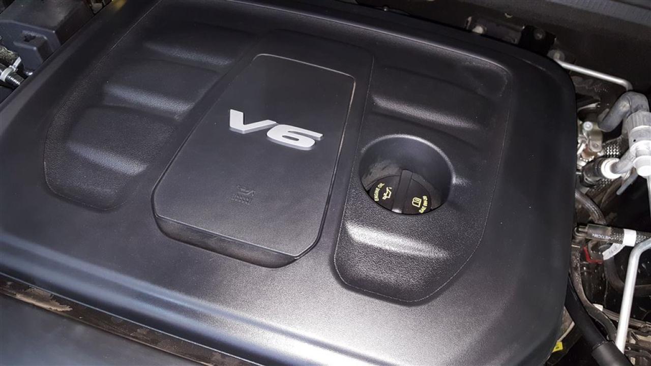 663283