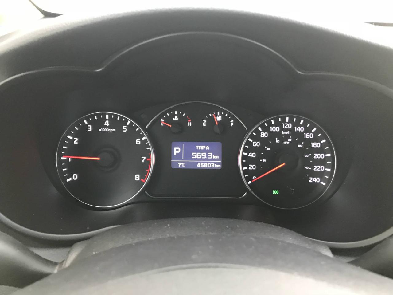 663317