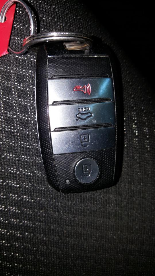 663332