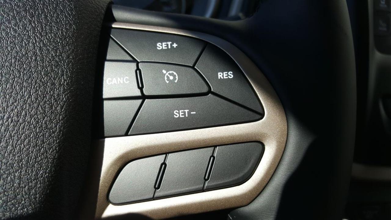 663352