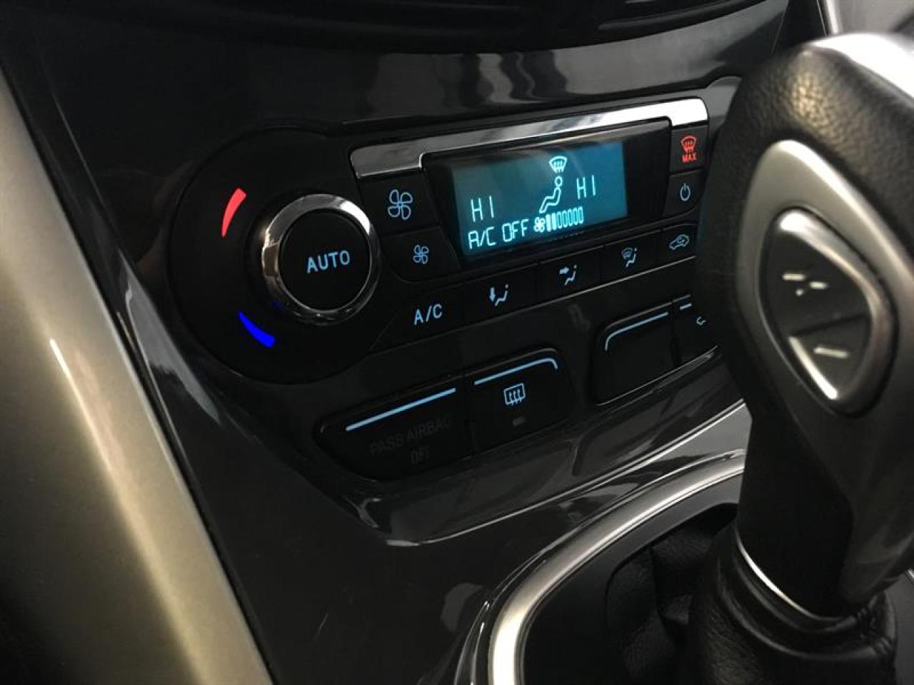 663360