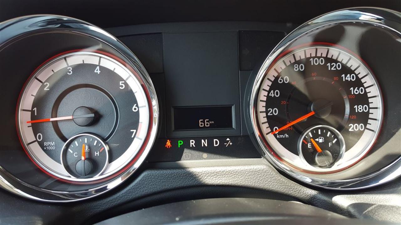 663367