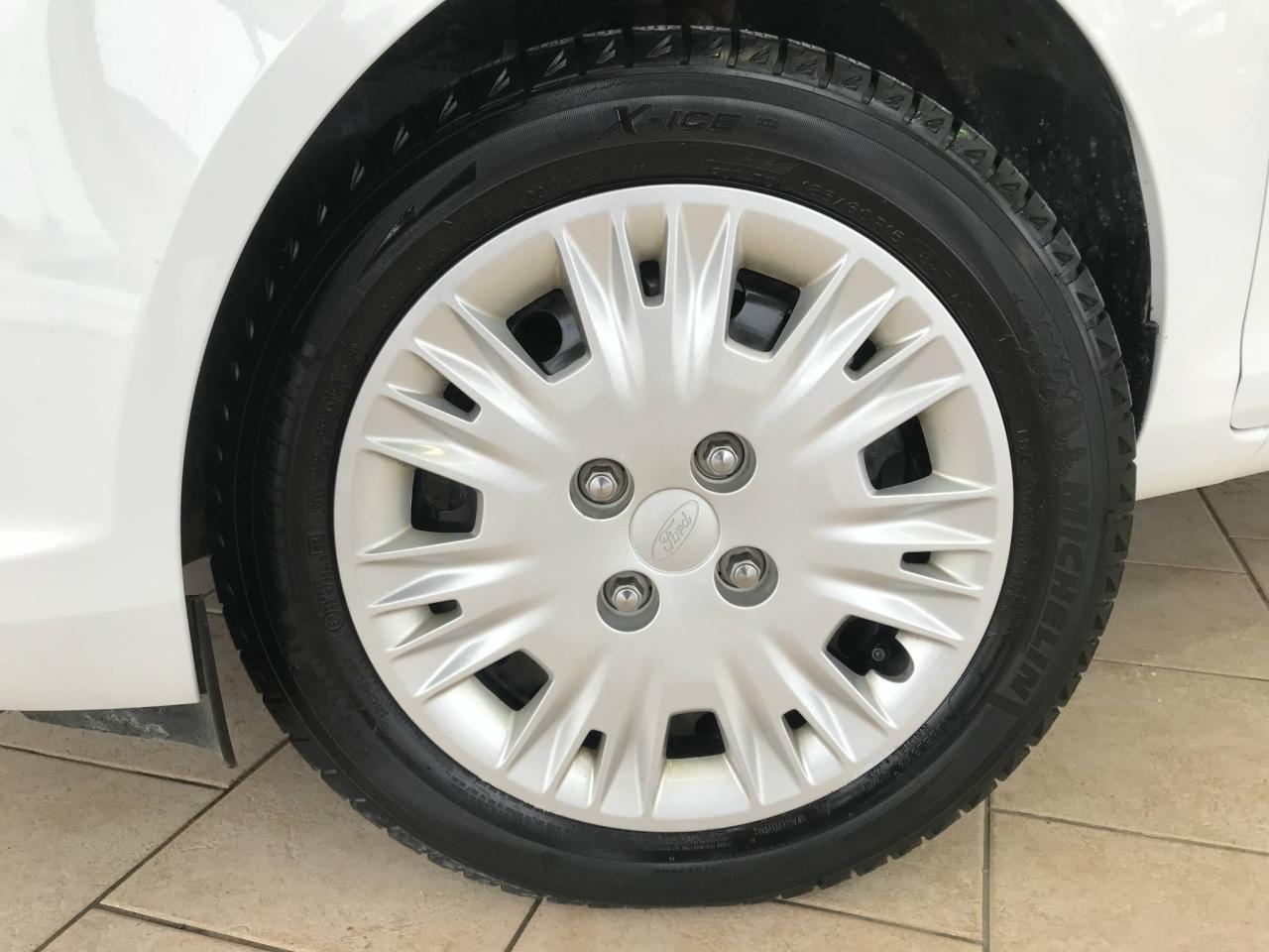 663368