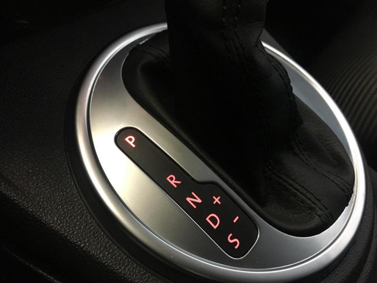 663369