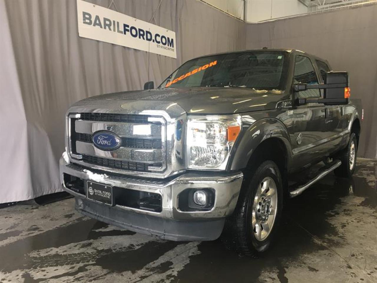 Used 2014 Ford F-350 AWD CREW CAB for sale in St-Hyacinthe, QC