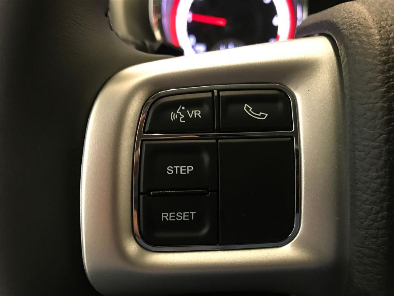 663398