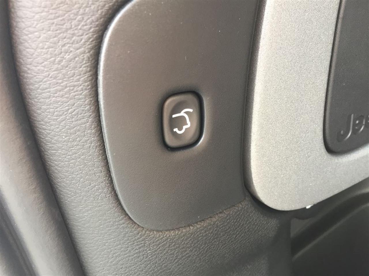 663408