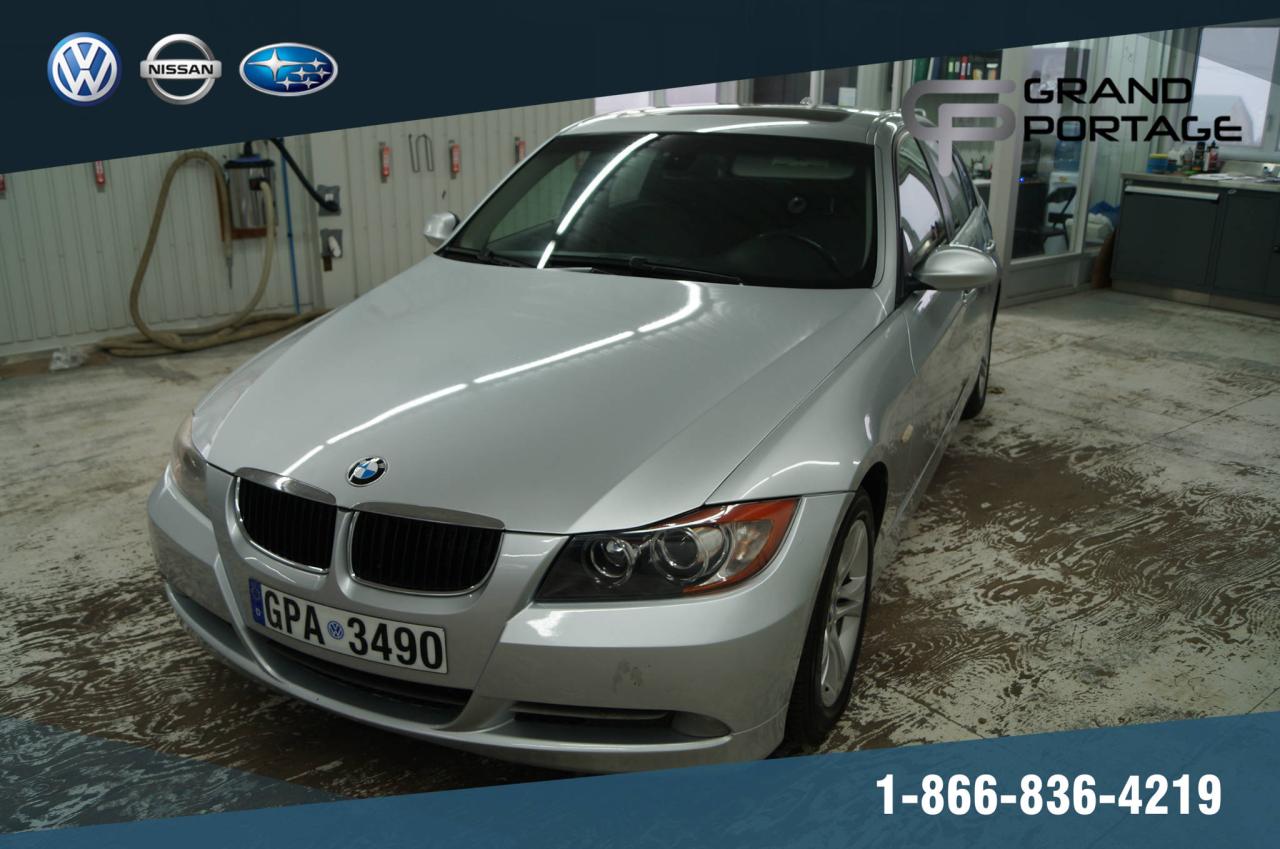 Used 2008 BMW 328i 3.0L + AUTO + MAGS + TOIT + AC + CRUISE for sale in Rivière-Du-Loup, QC