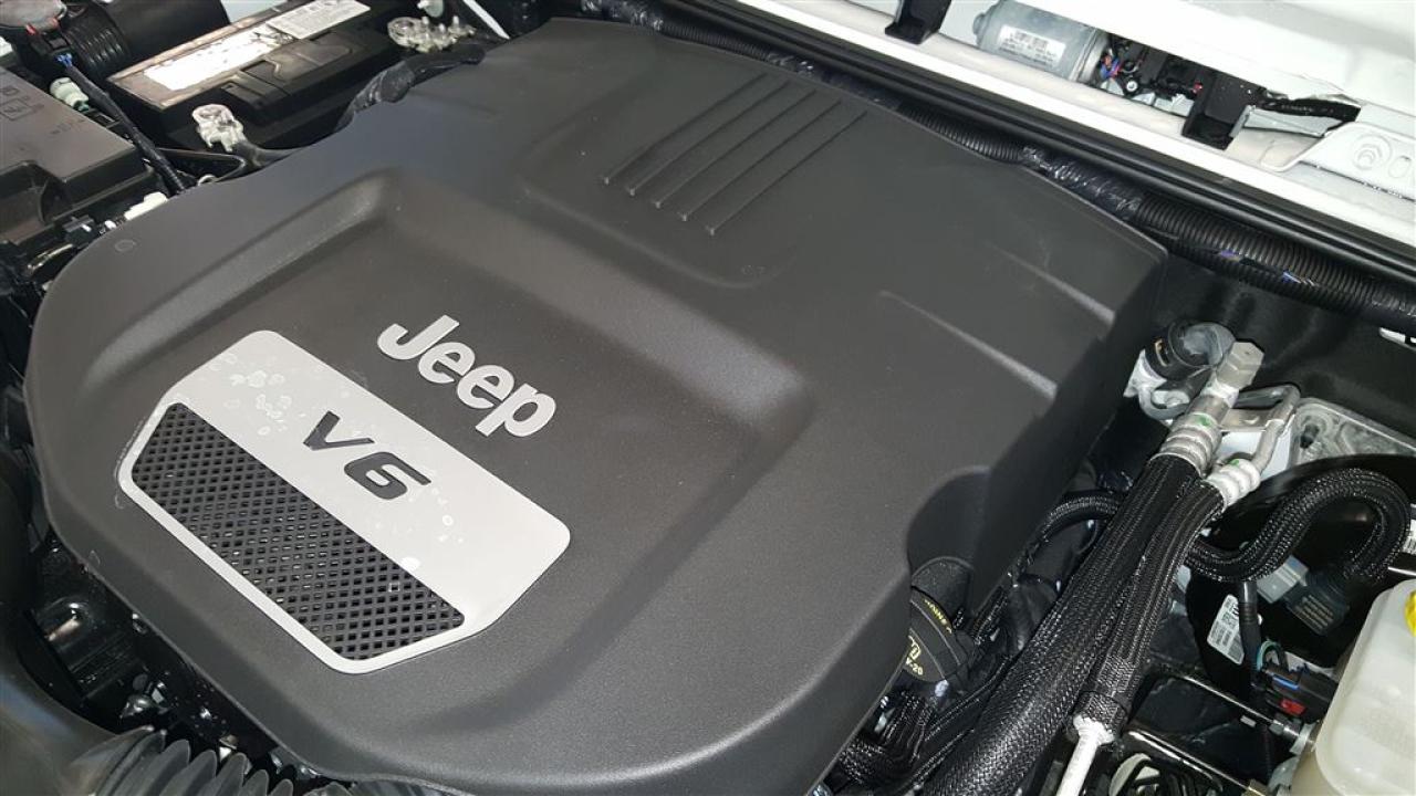 663425