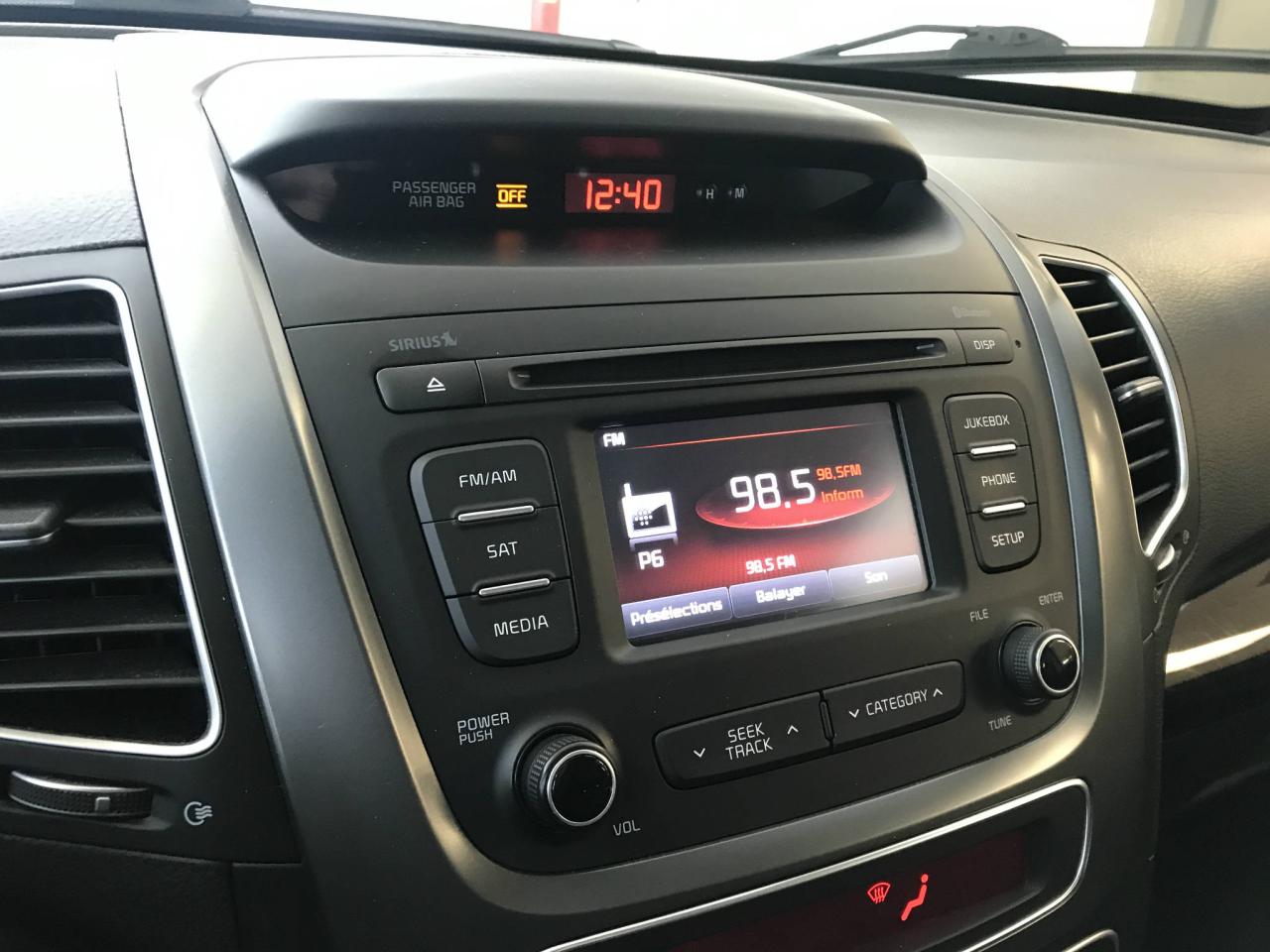663438