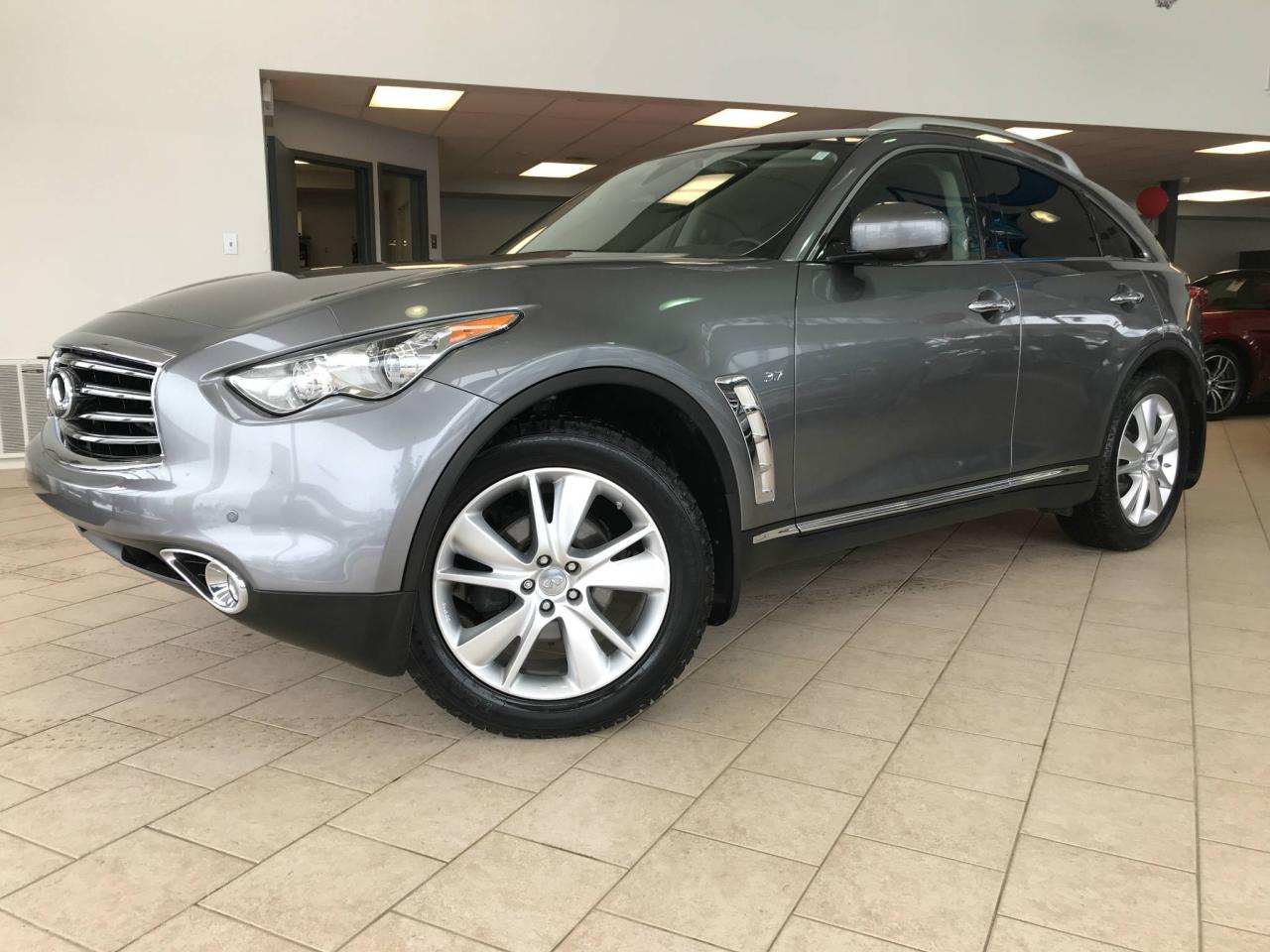 Used 2014 Infiniti QX70 PREMIUM AWD GPS PNEUS HIVER INCL for sale in Pointe-Aux-Trembles, QC