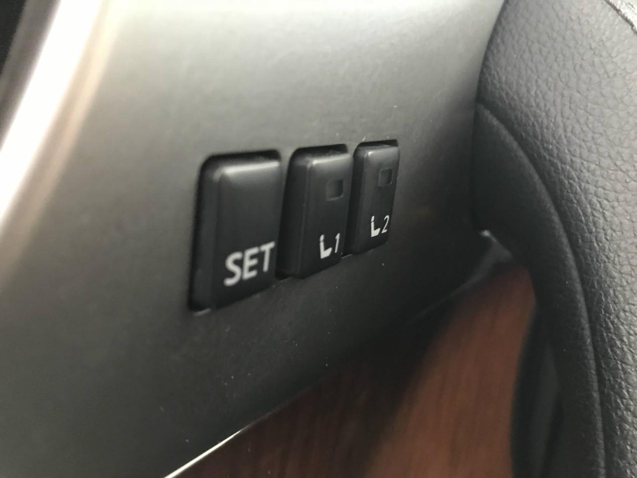 663458