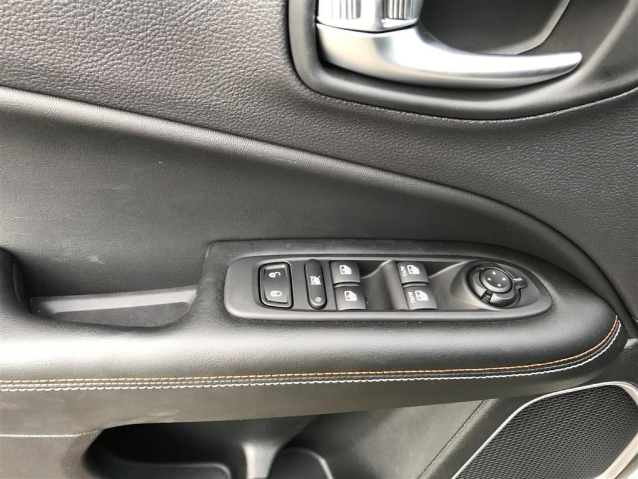 663459