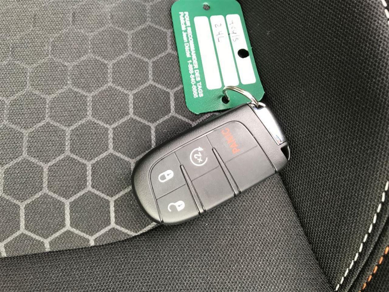 663459