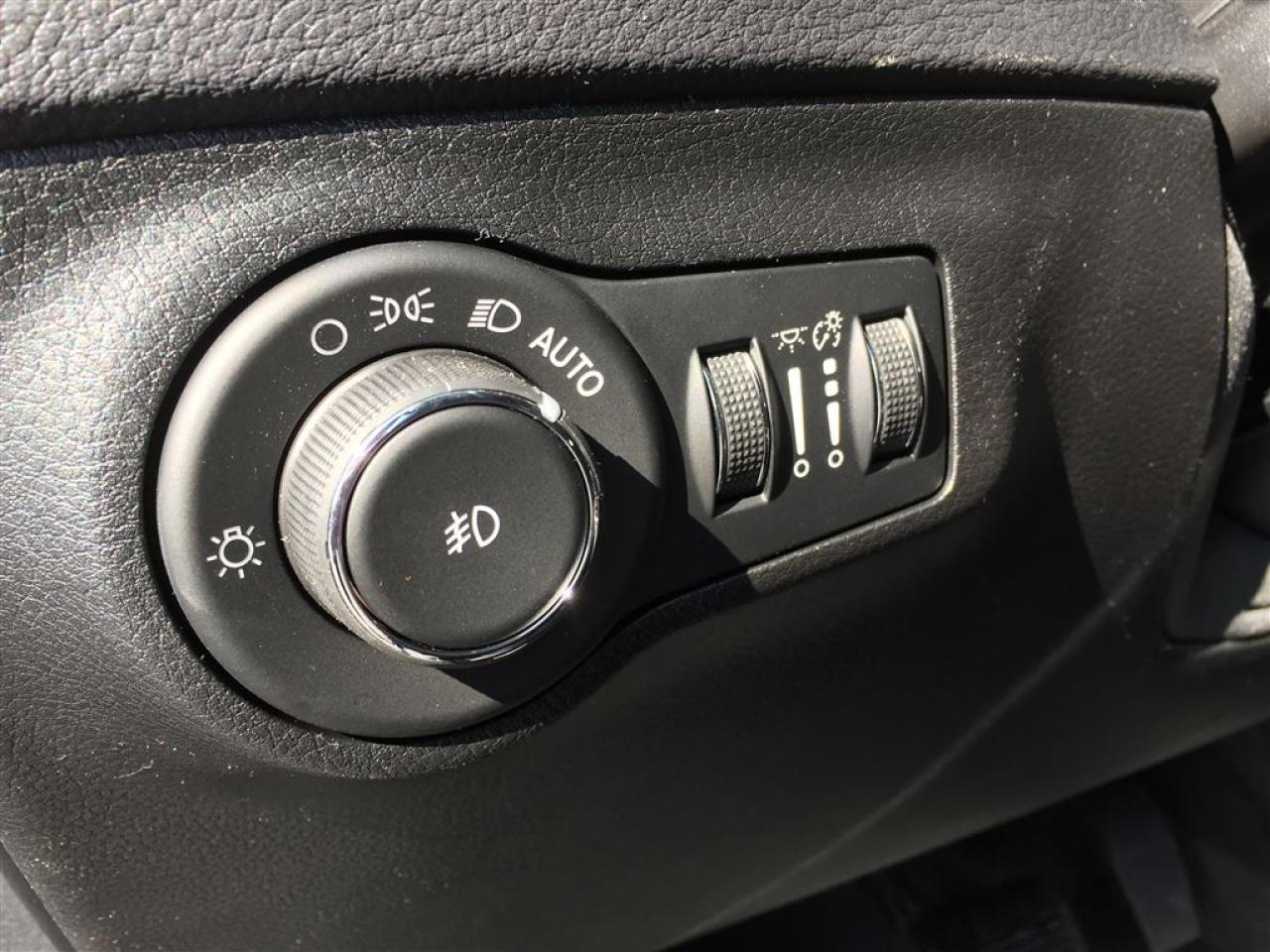 663461