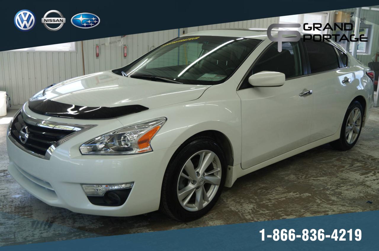 Used 2015 Nissan Altima SV 2.5L + AUTO + CAMÉRA + TOIT + MAGS + for sale in Rivière-Du-Loup, QC
