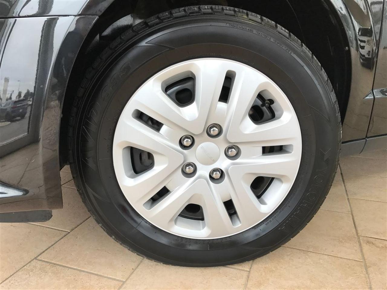 663486