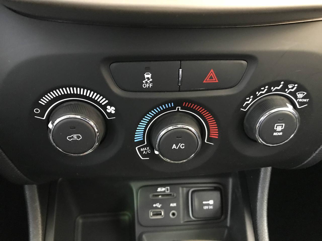 663492.11663309