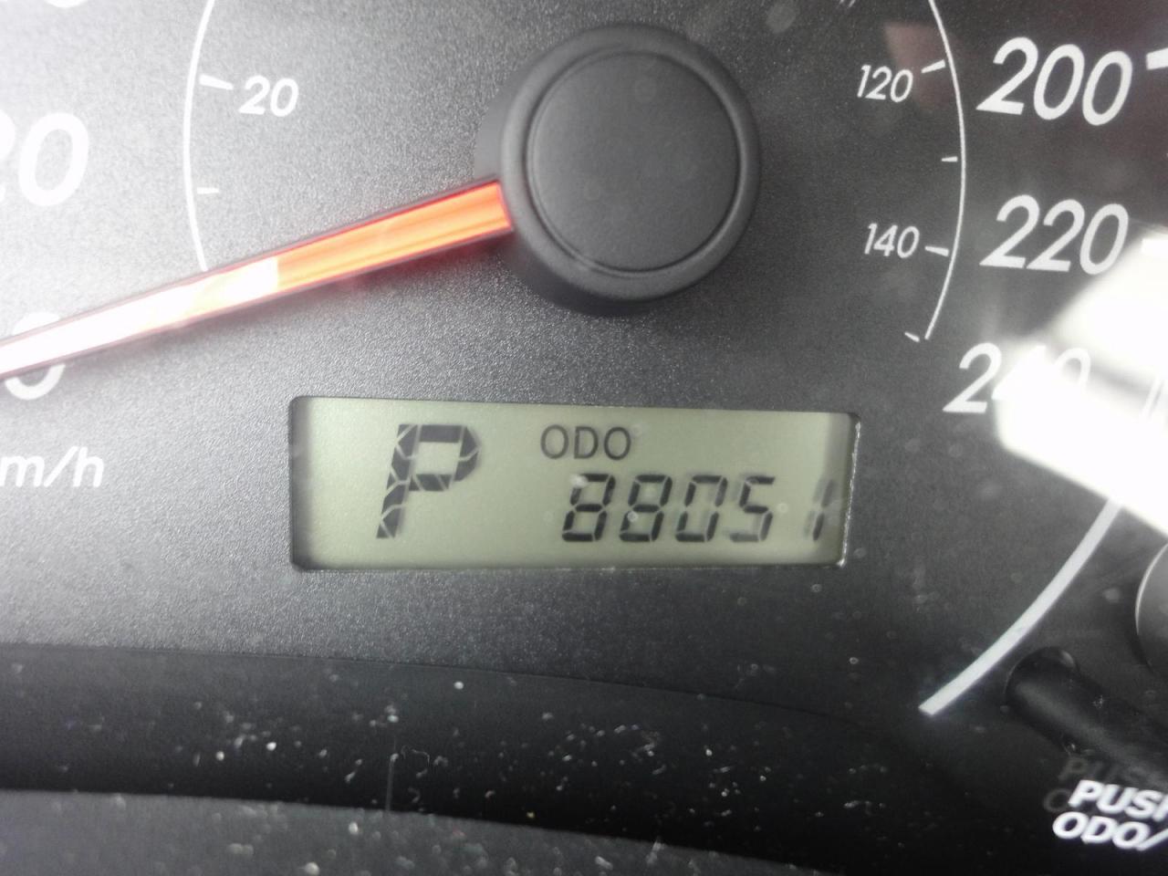 663496