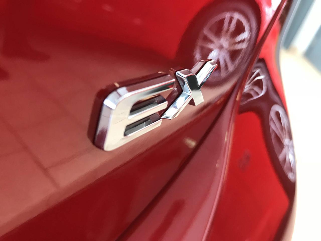 663497