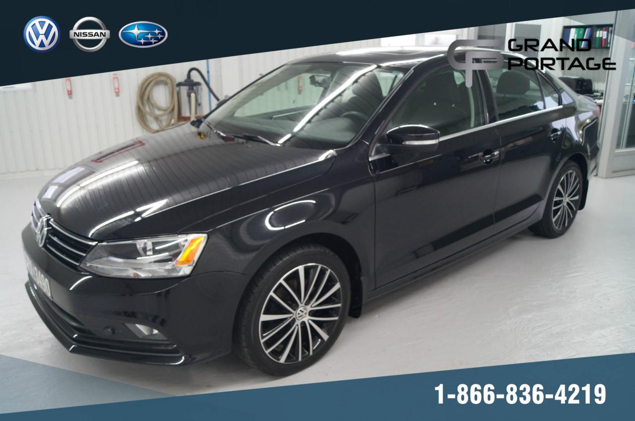 Used 2015 Volkswagen Jetta Trendline TDI 2.0L + MANUEL + MAGS + CAM for sale in Rivière-Du-Loup, QC