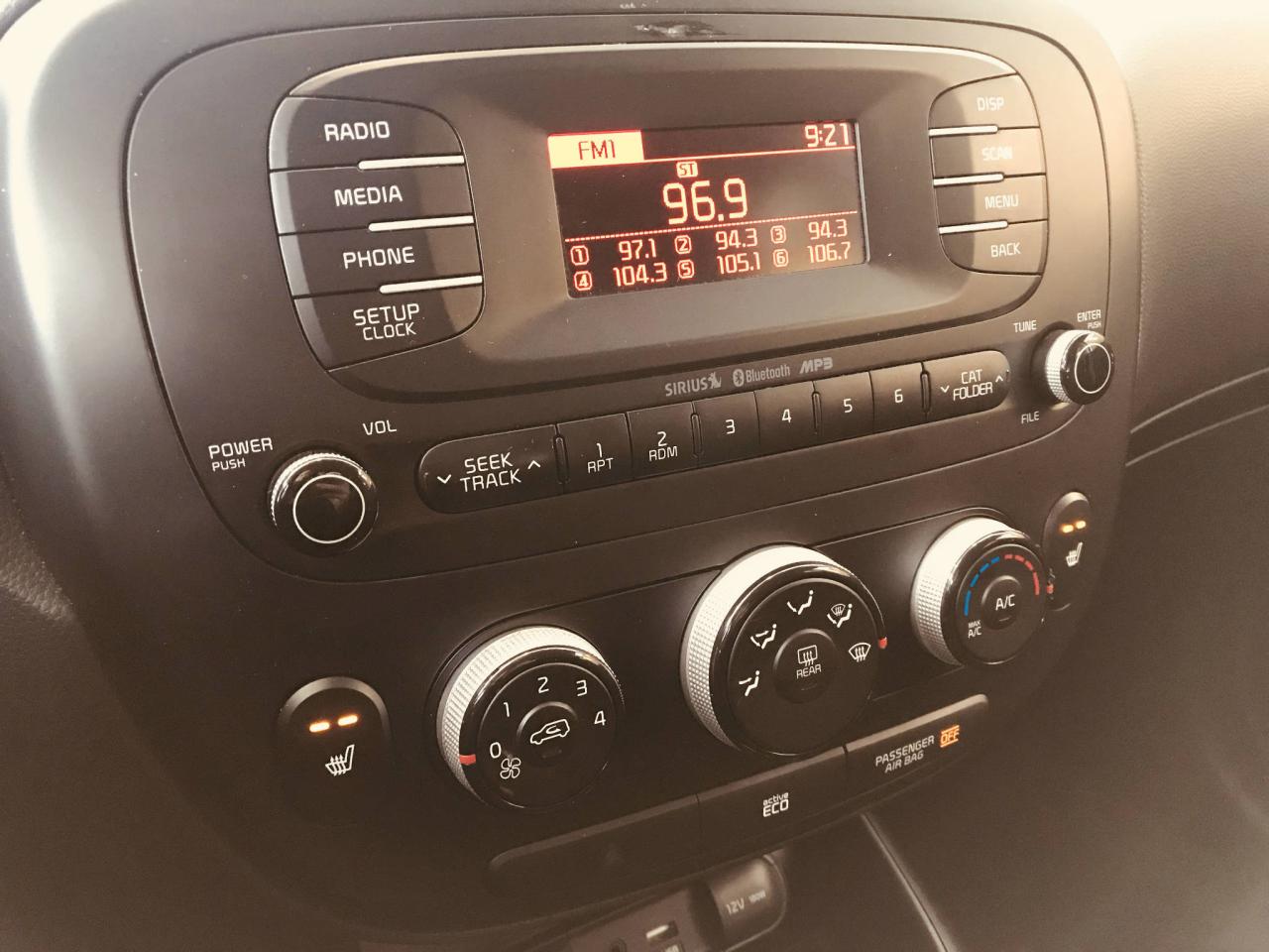 663517