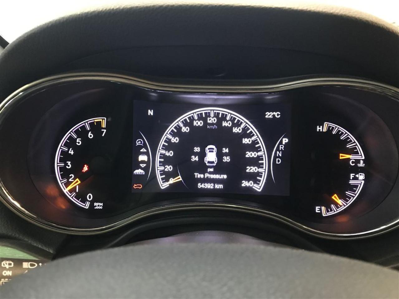 663523