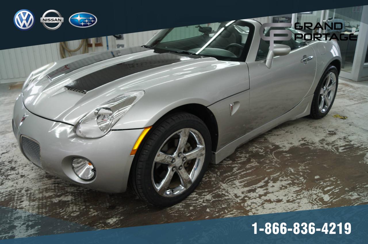 Used 2007 Pontiac Solstice Cabriolet 2.4L + MANUEL + MAGS + PROPULS for sale in Rivière-Du-Loup, QC