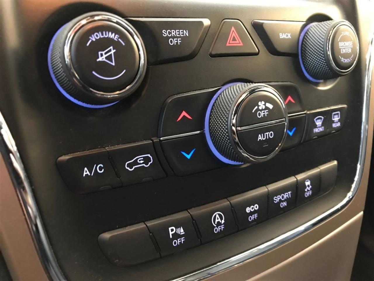 663537