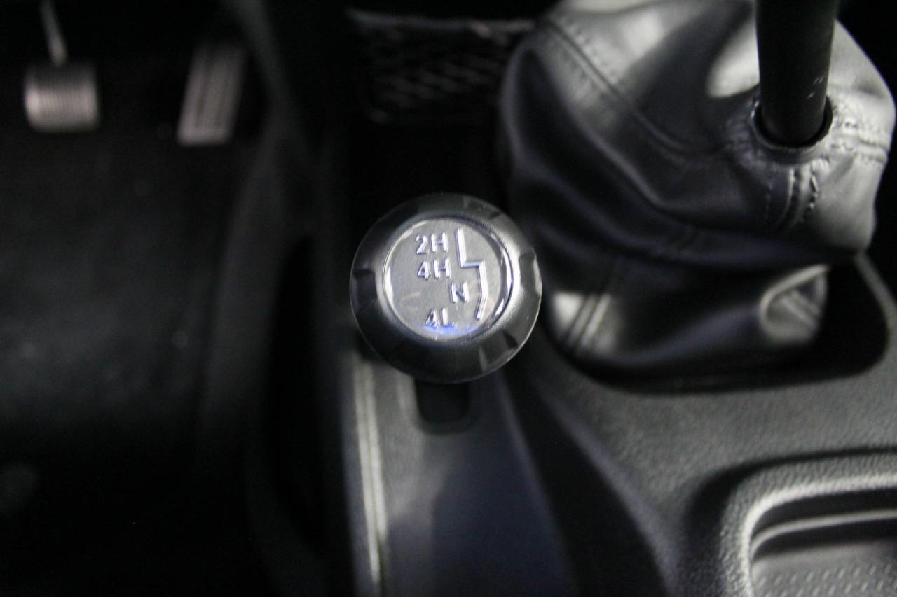 663547