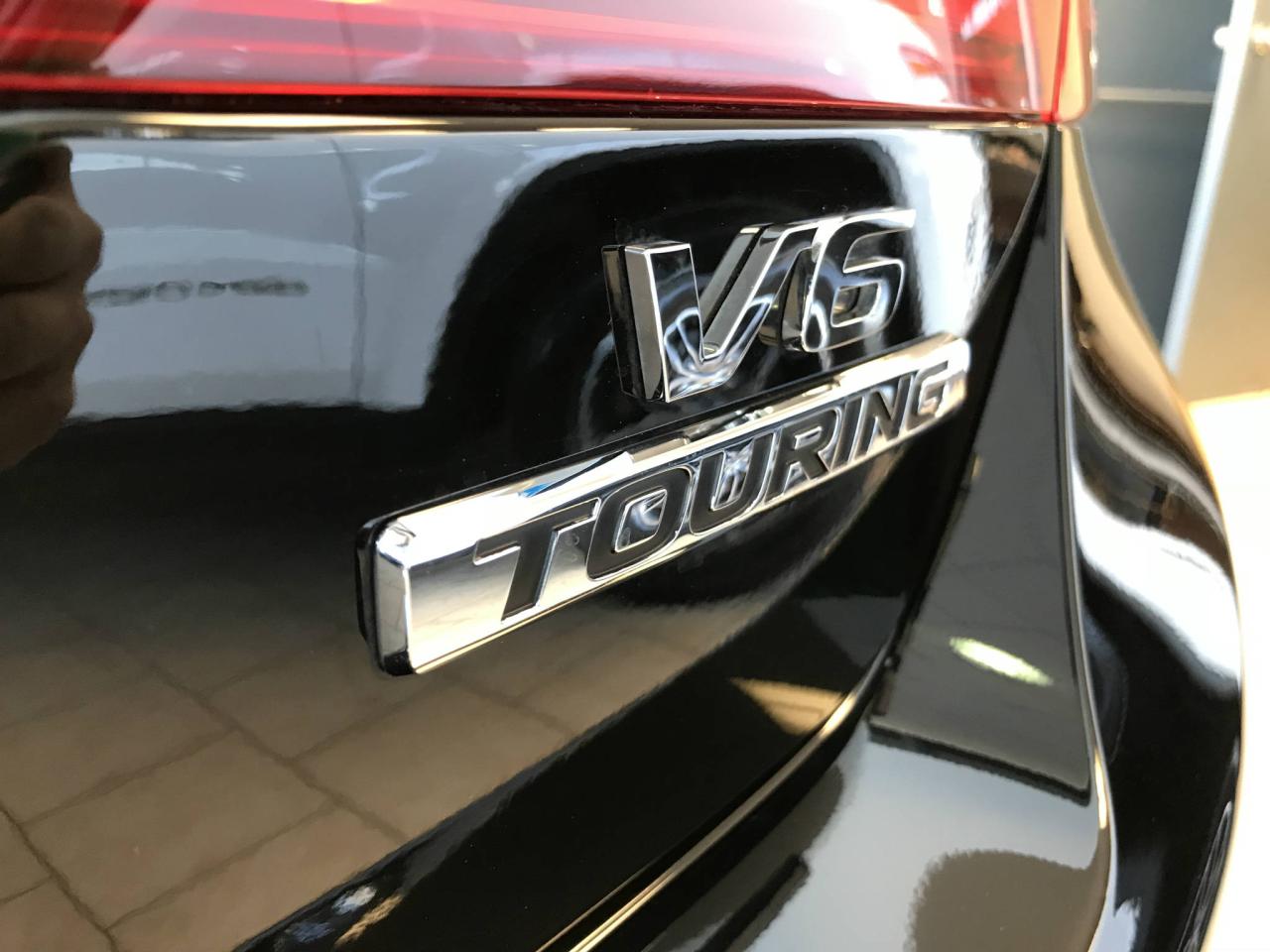663549
