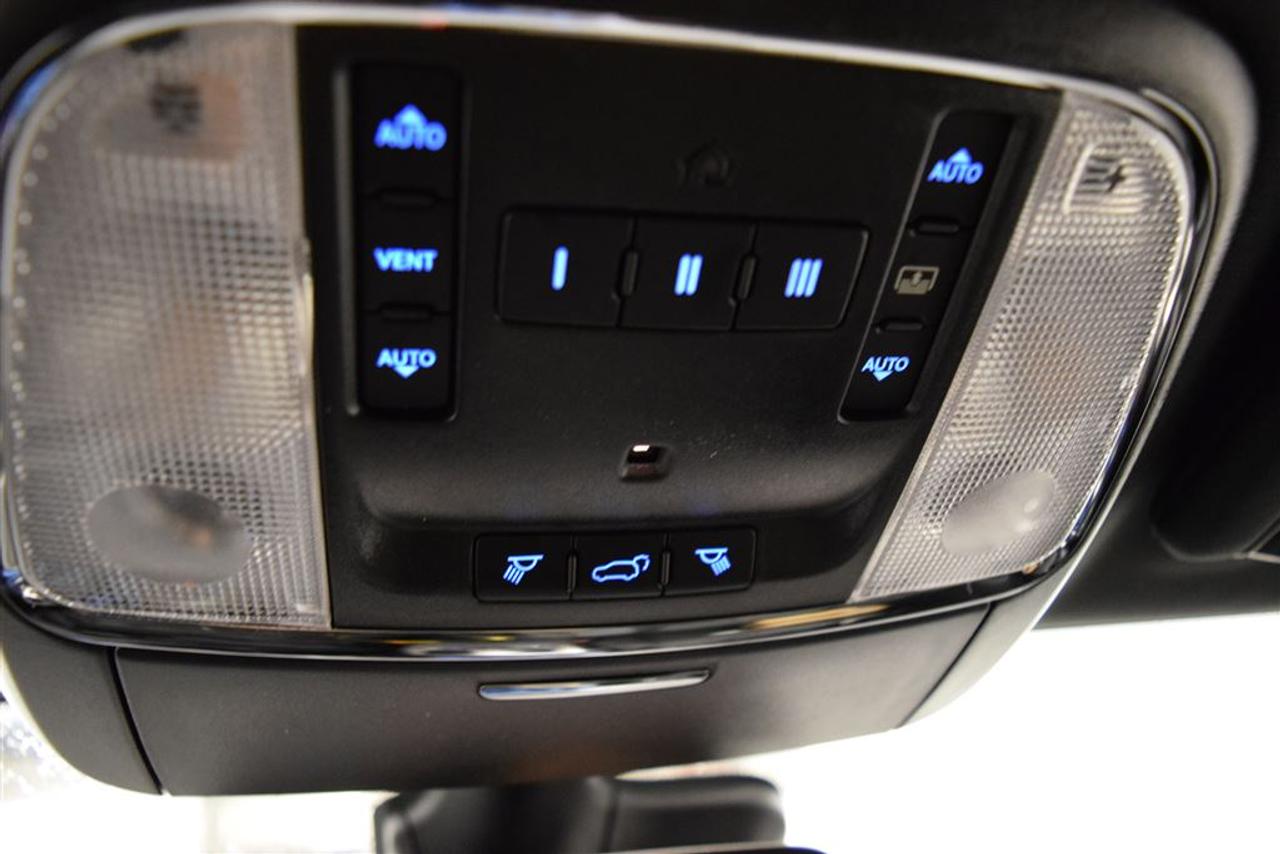 663550.11664780