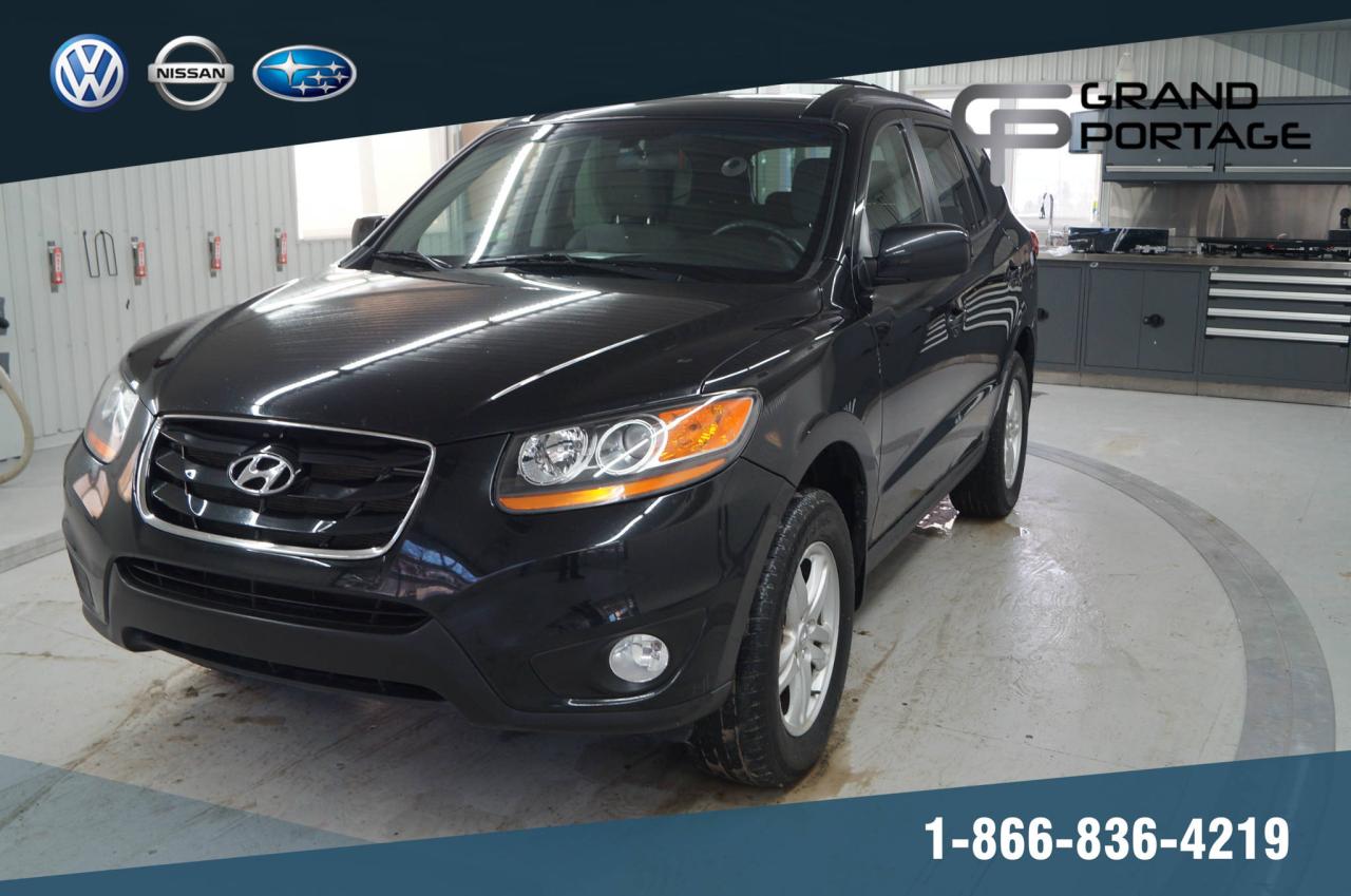 Used 2010 Hyundai Santa Fe GL 3.5L + AWD + AUTO + MAGS + AC + CRUIS for sale in Rivière-Du-Loup, QC