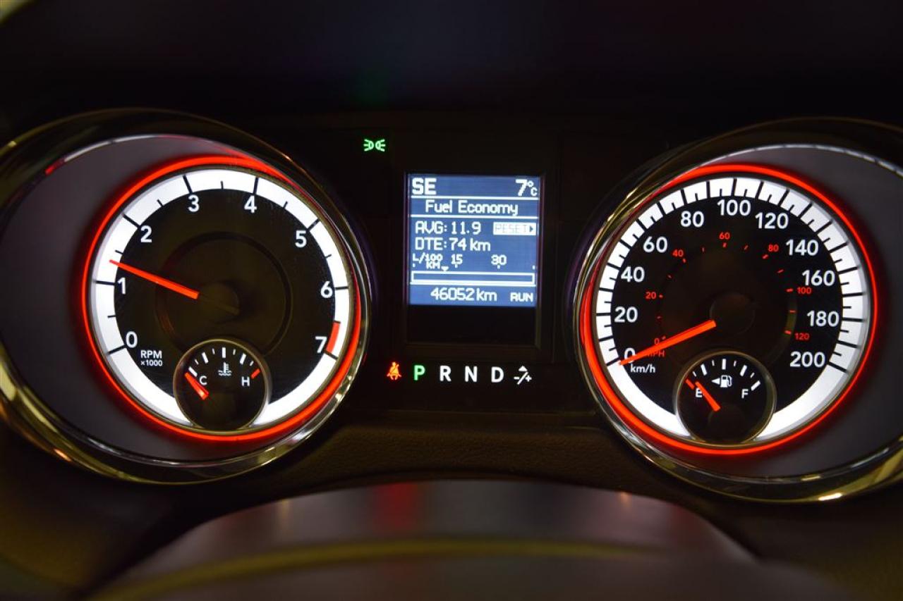 663558