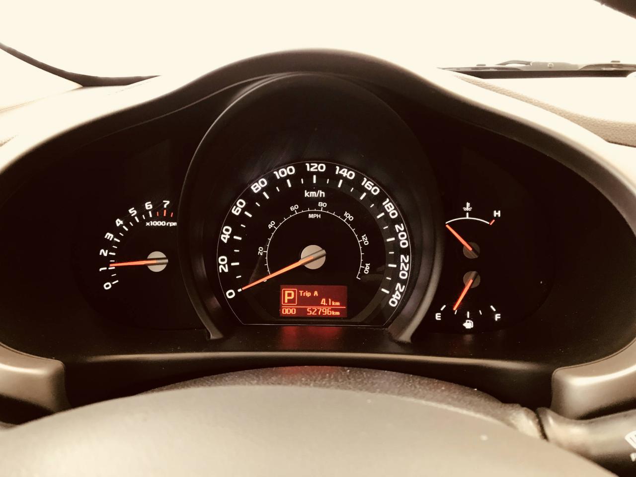 663559