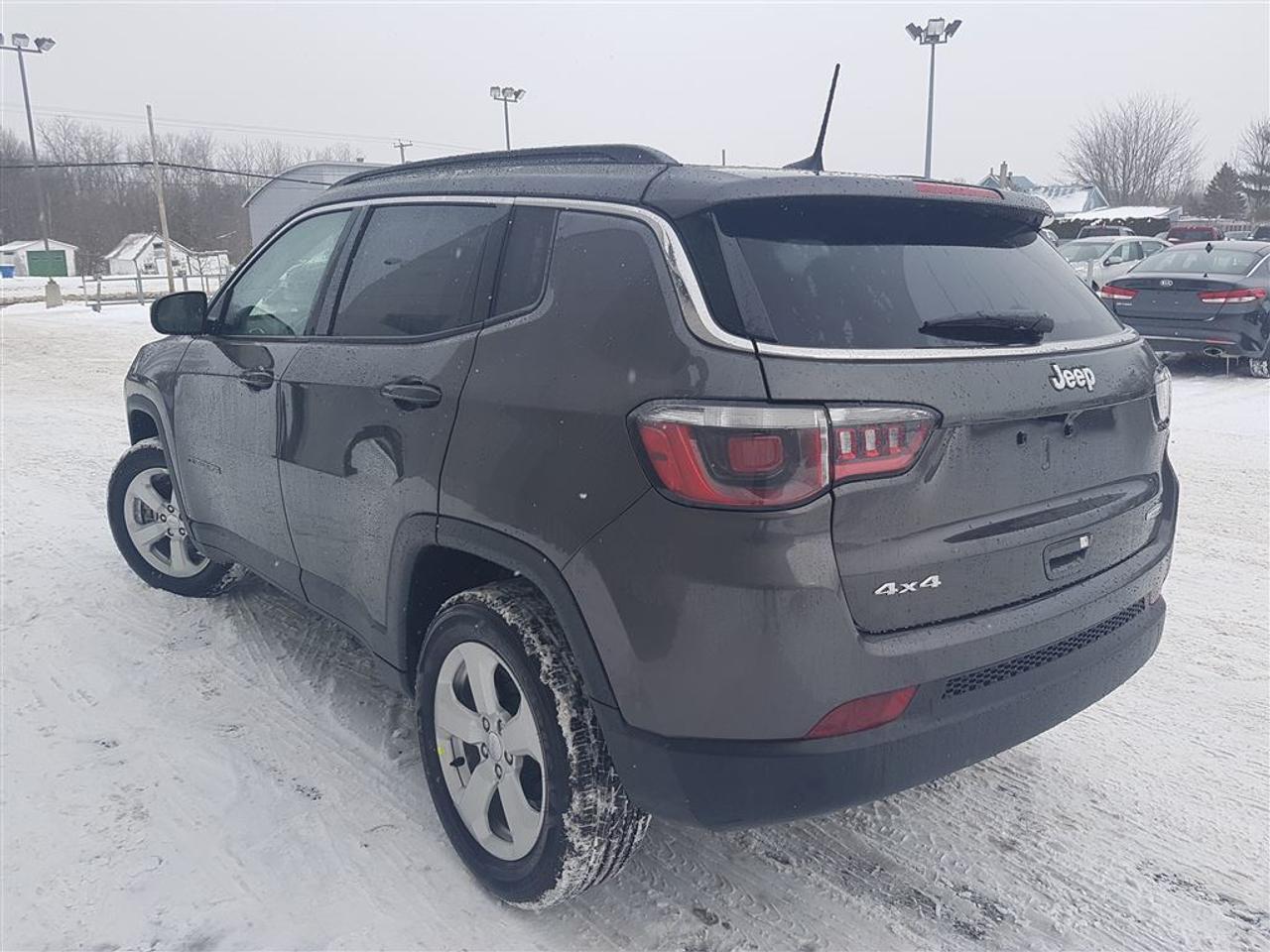 663565.11665120