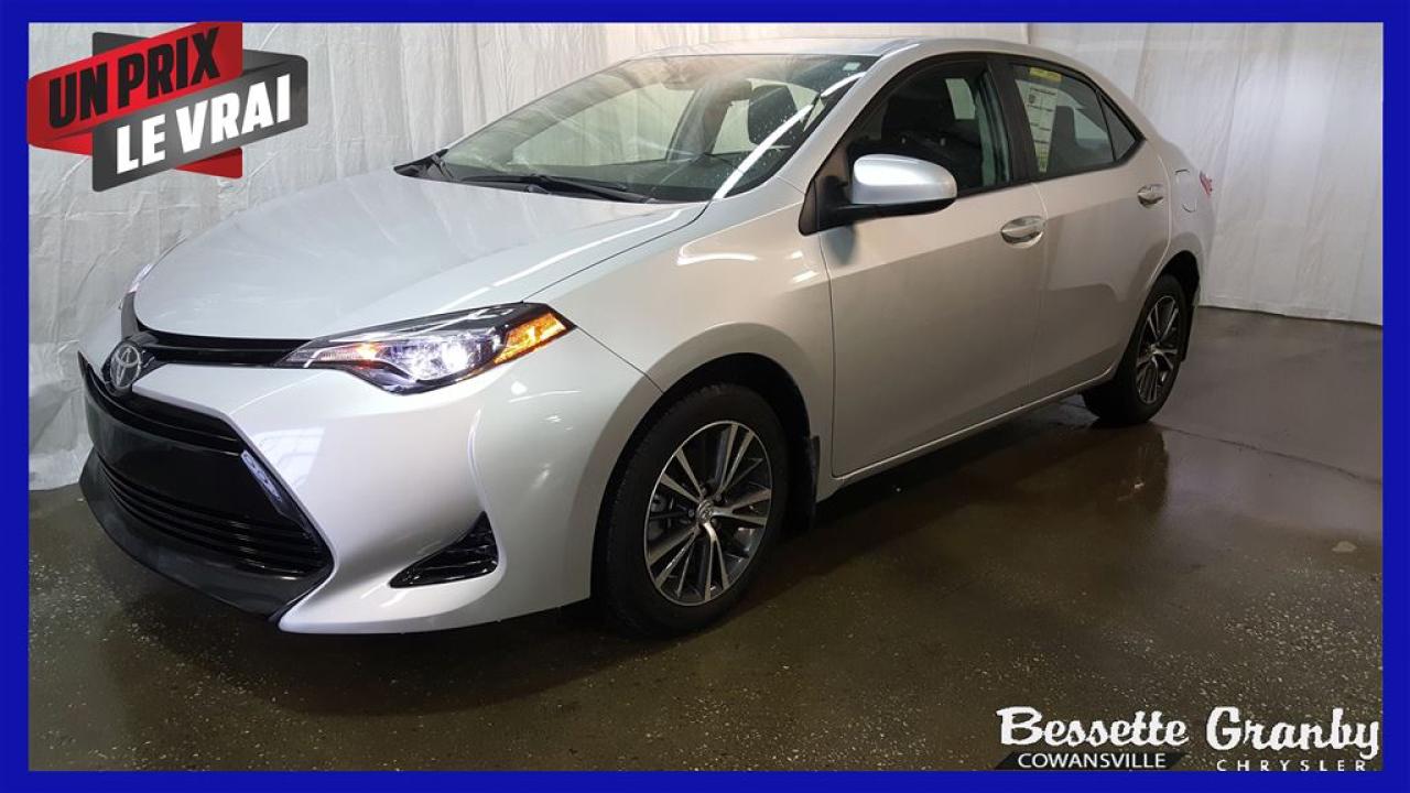 Used 2017 Toyota Corolla Le +toit, Caméra for sale in Granby, QC