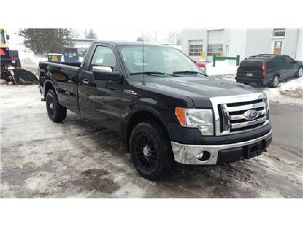 Used 2011 Ford F-150 XL for sale in St-Jérôme, QC