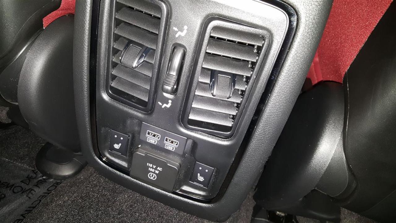 663587