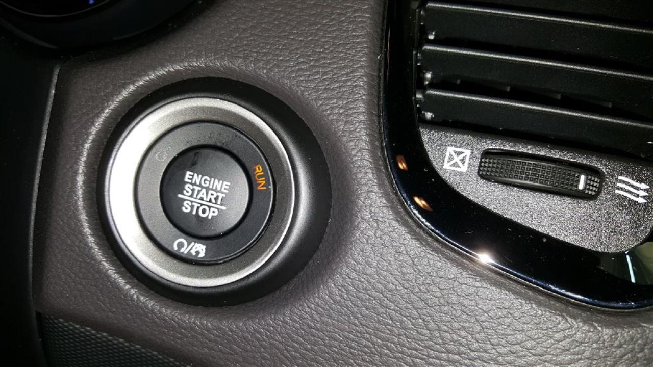 663587