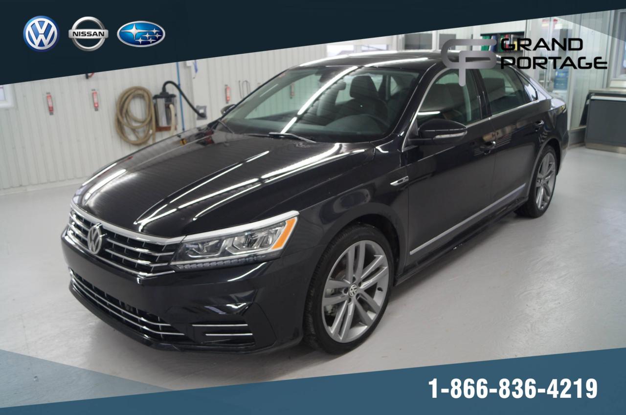 Used 2017 Volkswagen Passat Highline TSI 1.8L + AUTO + MAGS + TOIT + for sale in Rivière-Du-Loup, QC