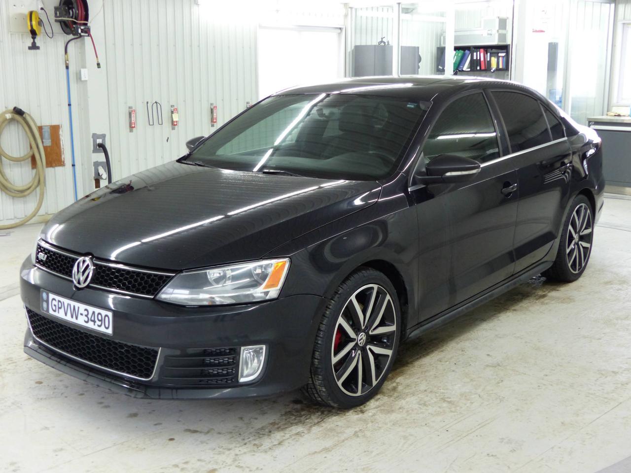 Used 2013 Volkswagen Jetta GLI  manuelle + Toit ouvrant + Mags 18 p for sale in Rivière-Du-Loup, QC