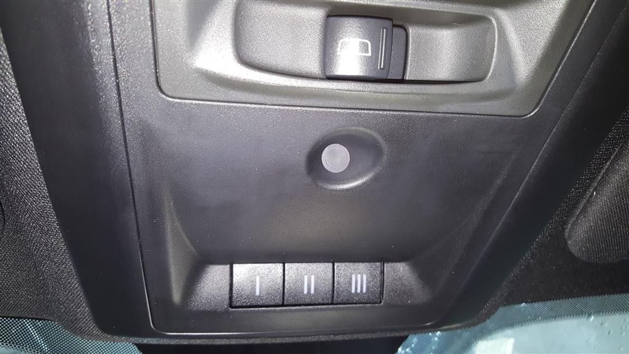 663617.11666354