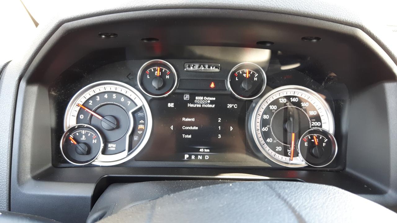 663653