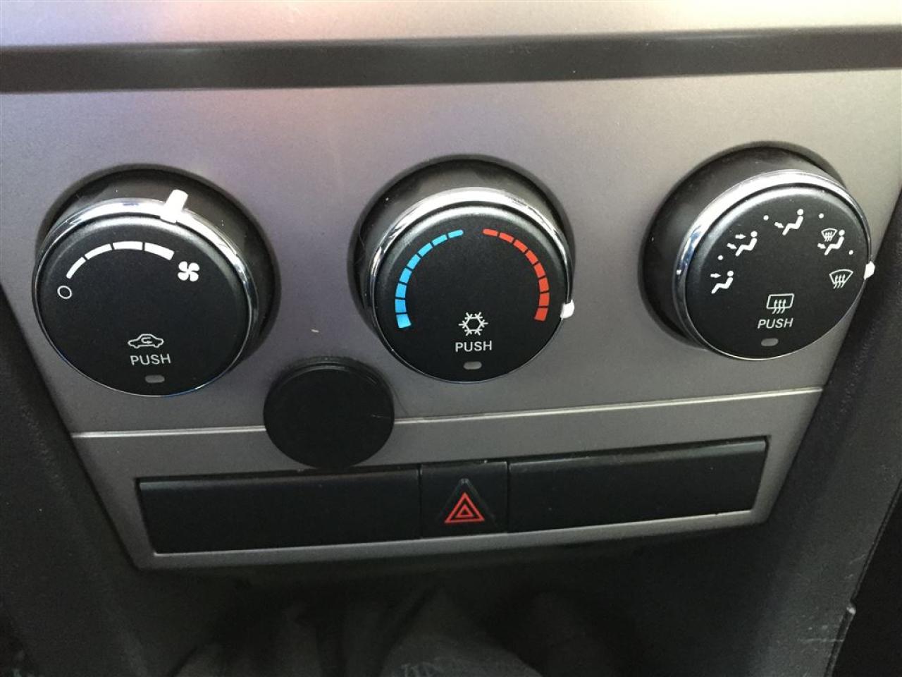 663660